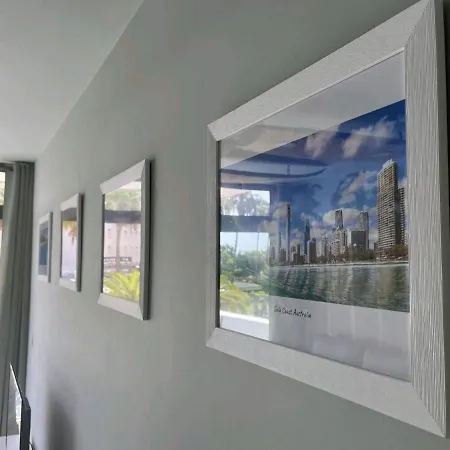 Apartment Americas Stylish Surf On Promenade